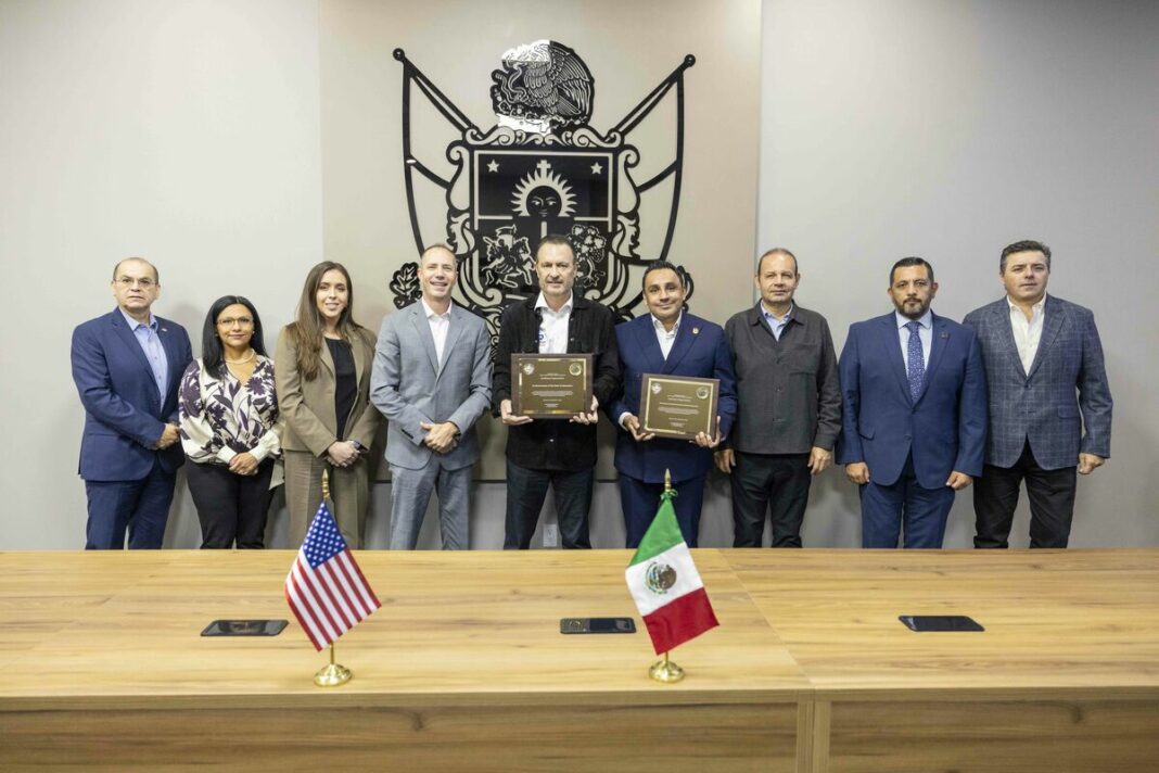 Gobierno de Querétaro recibe reconocimiento de ATF por colaboración en combate al tráfico de armas