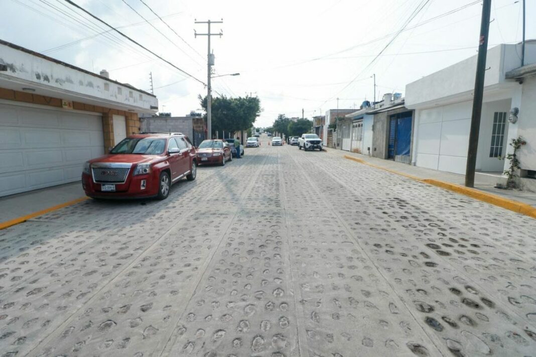 Roberto Cabrera entrega obras por 7.8 mdp en beneficio de más de 16 mil 700 habitantes