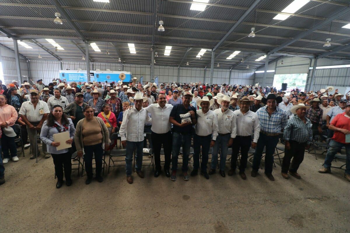 Se entregaron más de 66 toneladas de avena a productores del campo sanjuanense