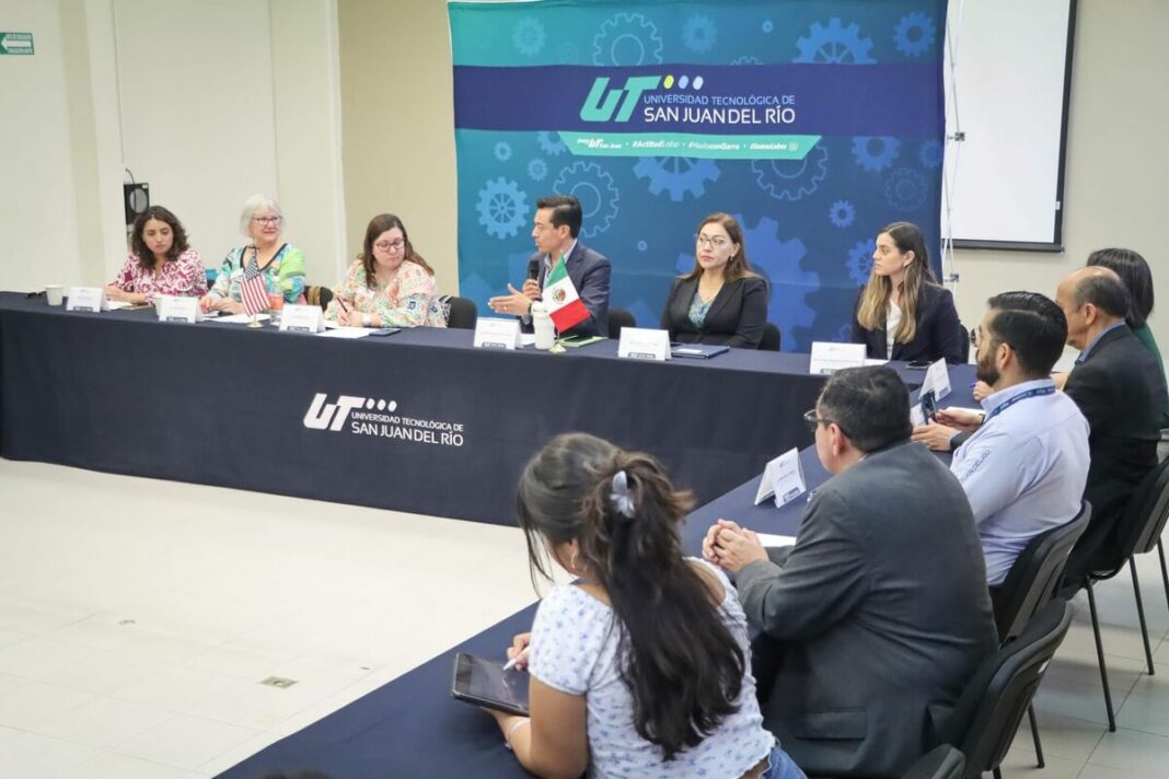 Universidad Tecnológica de San Juan del Río recibe visita de delegación de Alamo College de Texas, EU