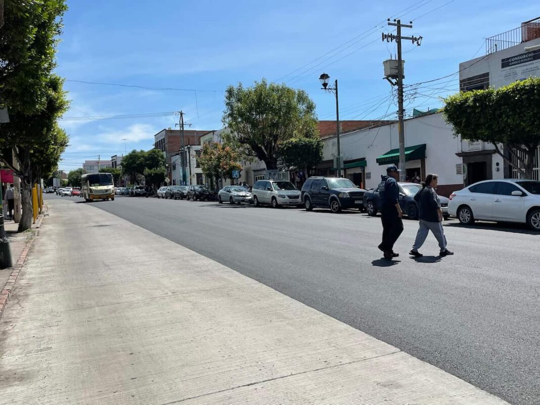 Avenida Juárez de San Juan del Río luce renovada tras concluir obras de rehabilitación