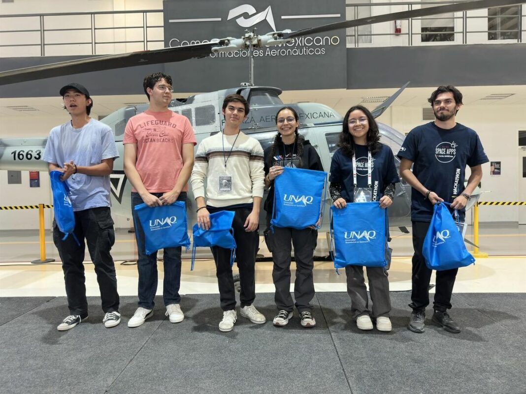 Estudiantes de Querétaro resuelven desafíos del Hackathon de la NASA