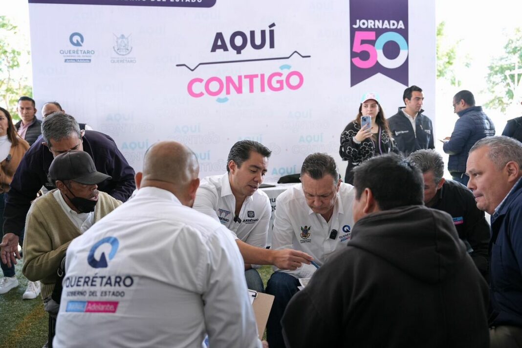 Felifer Macías asiste a la Jornada Aquí Contigo en Cerrito Colorado