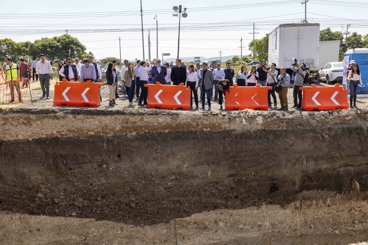 Inicia construcción del Paso Superior Vehicular "Los Benitos" en Ezequiel Montes