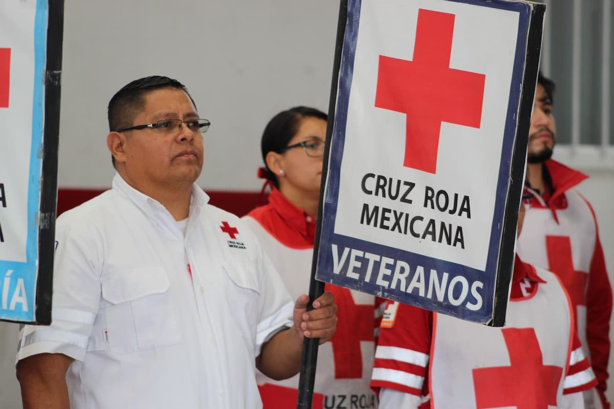 Voluntarios de la Cruz Roja San Juan del Río mantienen vivas las tradiciones en su 56º aniversario