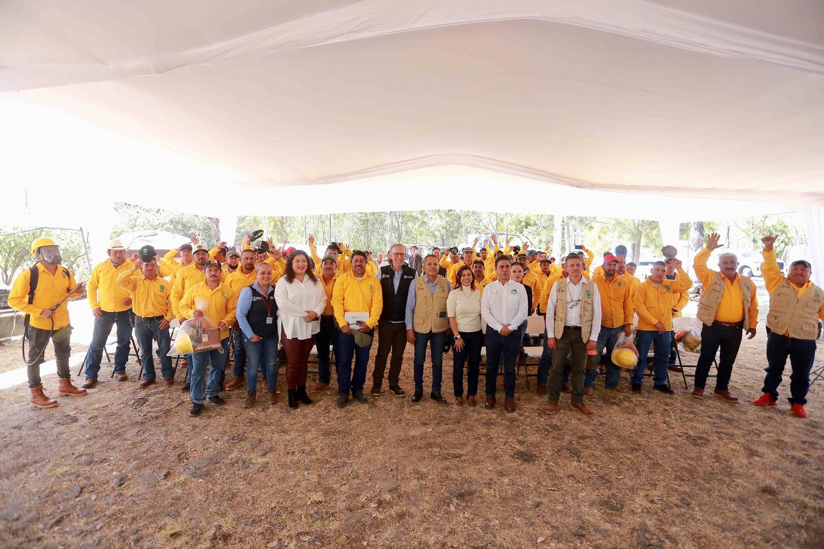 Entrega de equipamiento a brigadas forestales y contra incendios en Querétaro