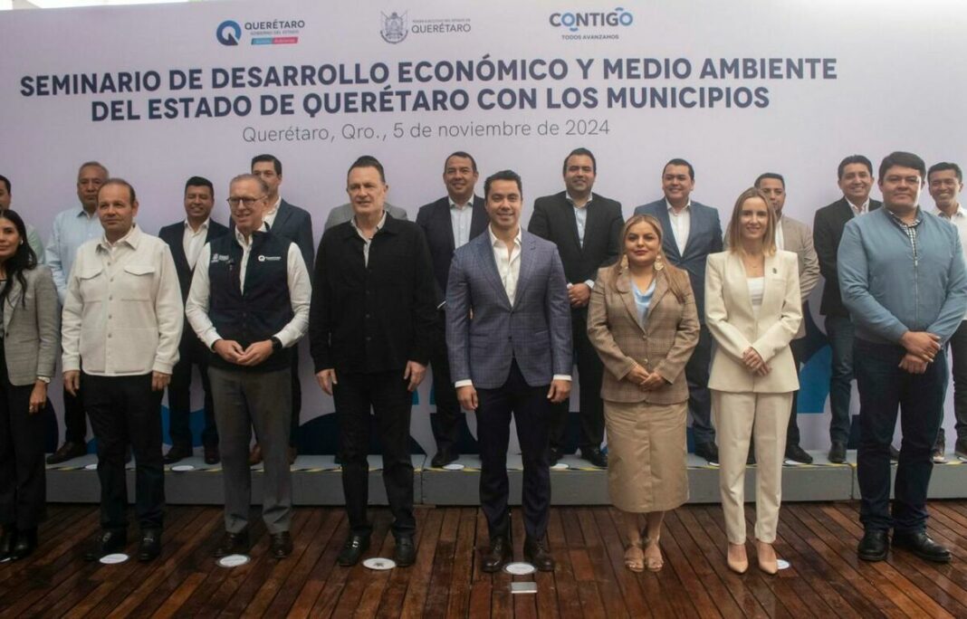 Mauricio Kuri inaugura Seminario Interinstitucional de Desarrollo Económico y Medio Ambiente en Querétaro