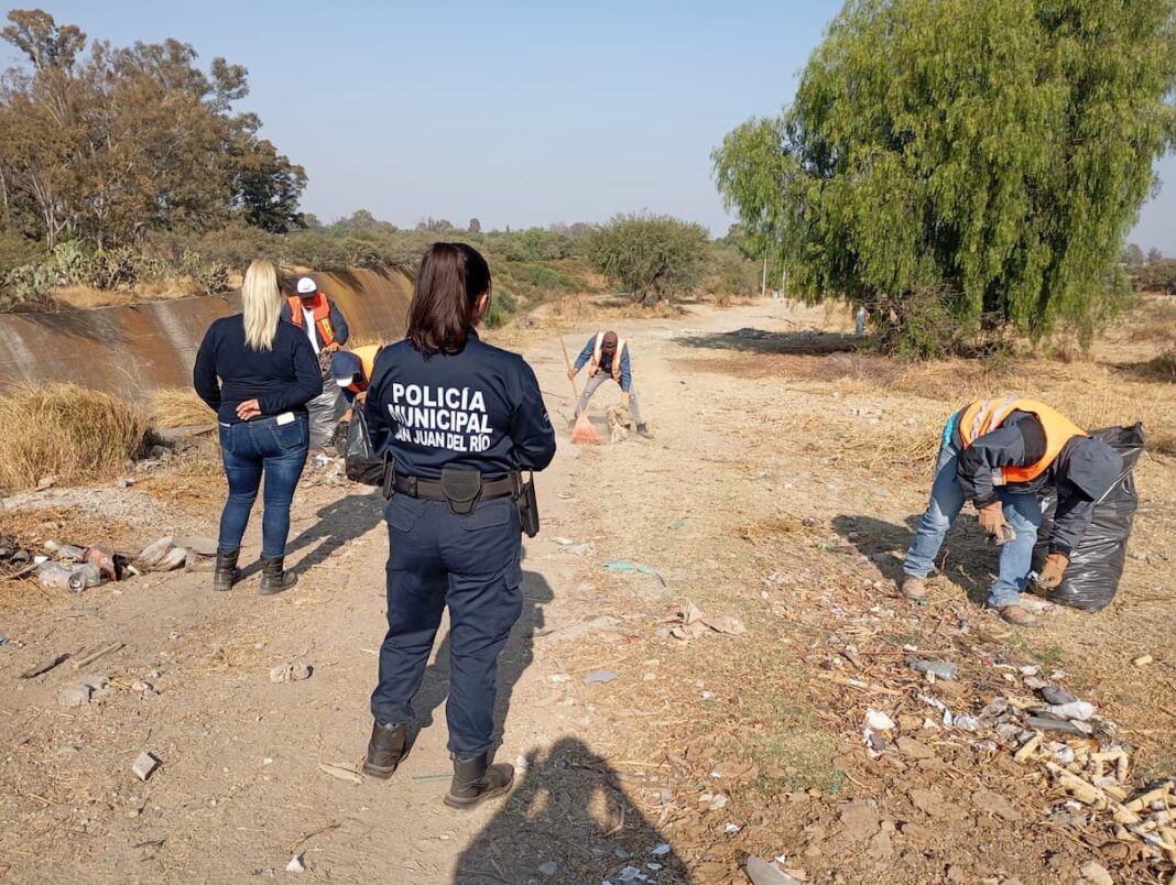 Infractores realizan trabajos comunitarios en La Estancia, San Juan del Río