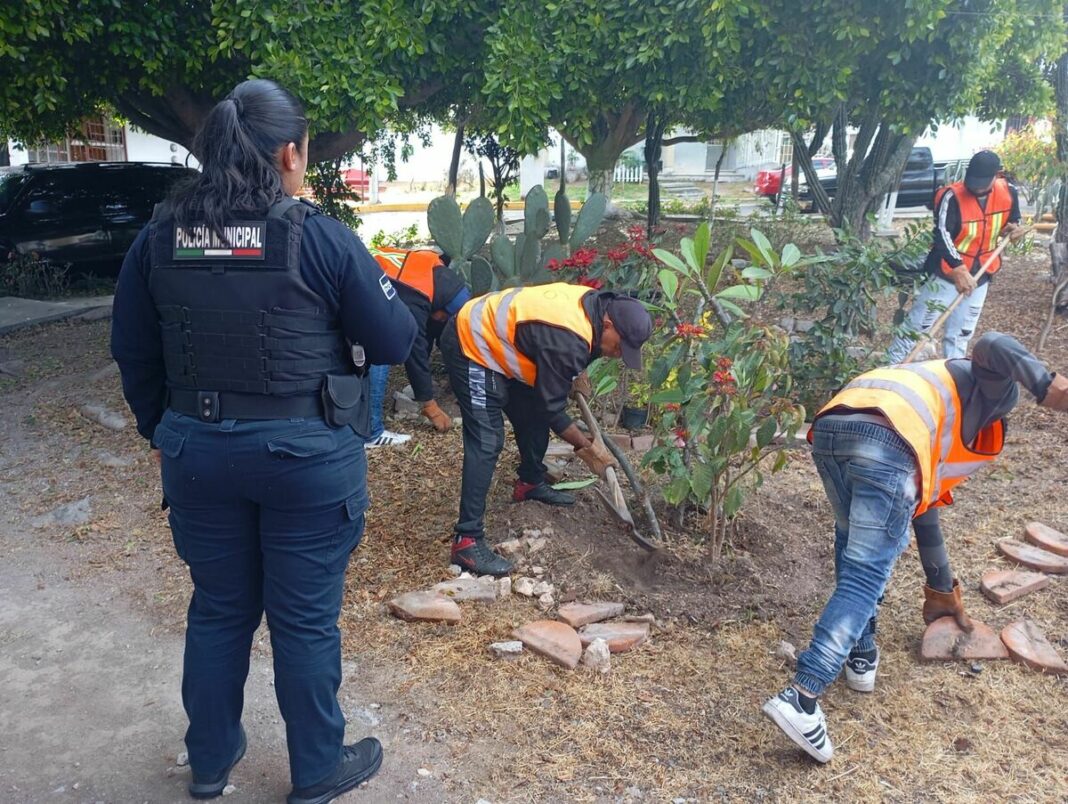 Infractores realizan trabajos comunitarios en San Juan del Río