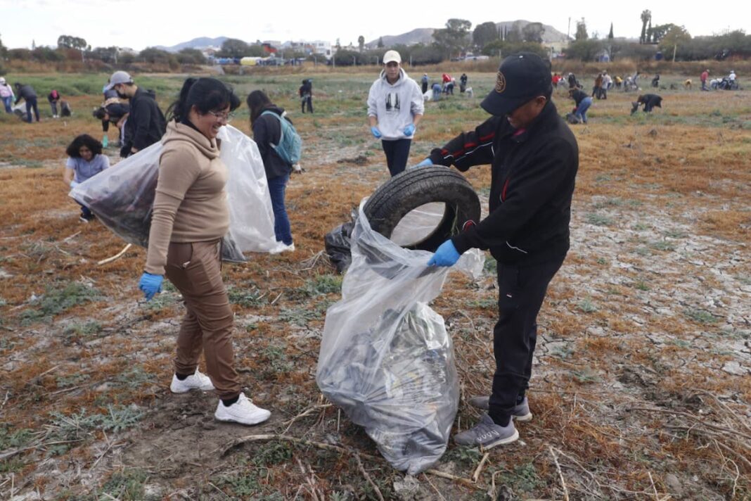 Recogen 3500 kilos de basura en el Parque Las Garzas de San Juan del Río