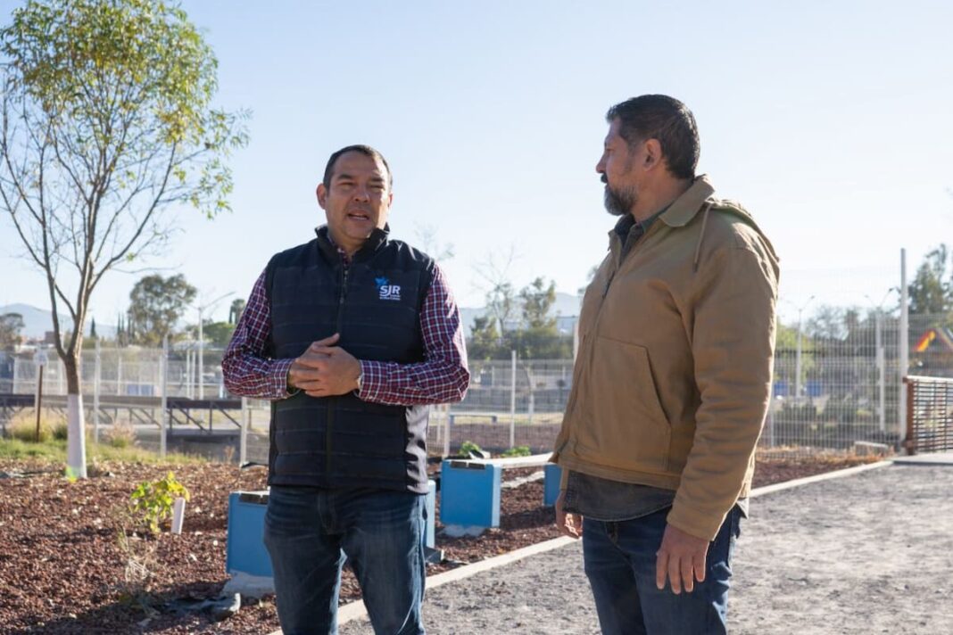 Recorre Roberto Cabrera el Parque de Las Garzas