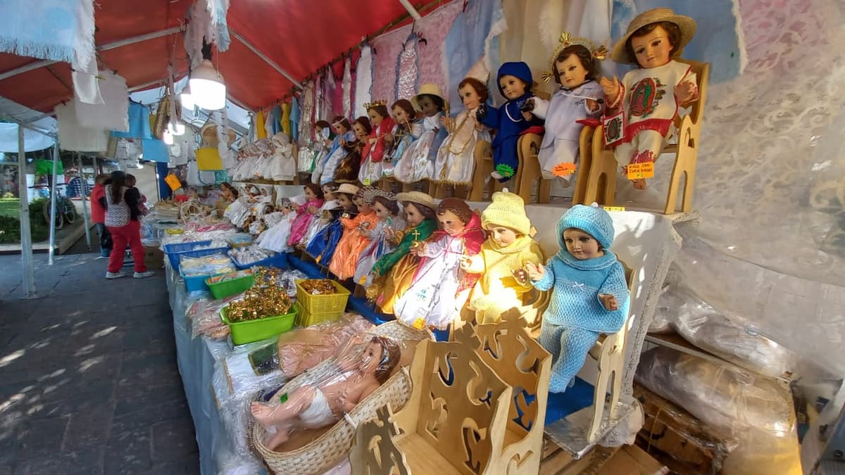 Vestir al Niño Dios: Tradición de fe y compromiso en San Juan del Río