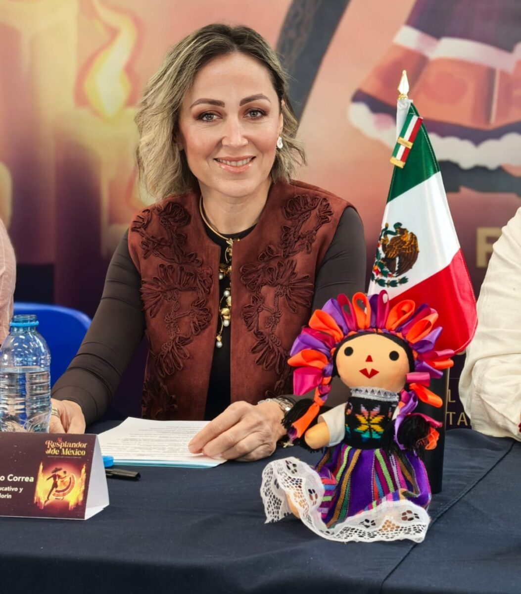 “Al Resplandor de México” ilumina el Gómez Morin con danza folklórica y tradición