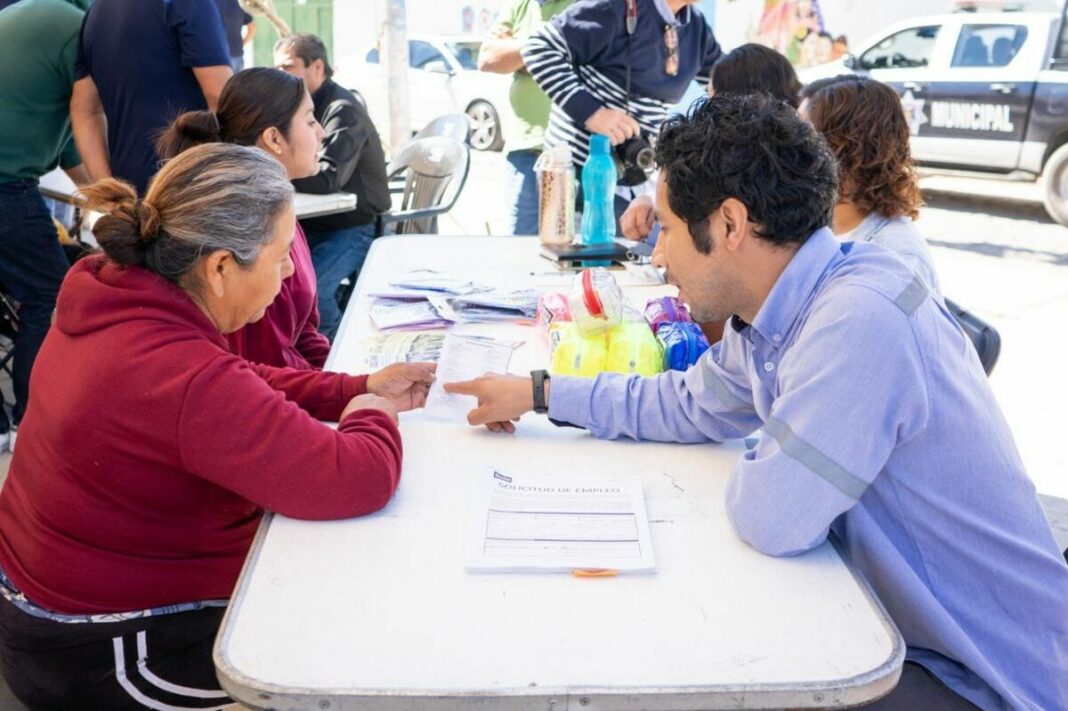 Fomentan emprendimiento con la “Jornada de Economía y Emprendimiento Creciendo Juntos” en La Llave-La Valla