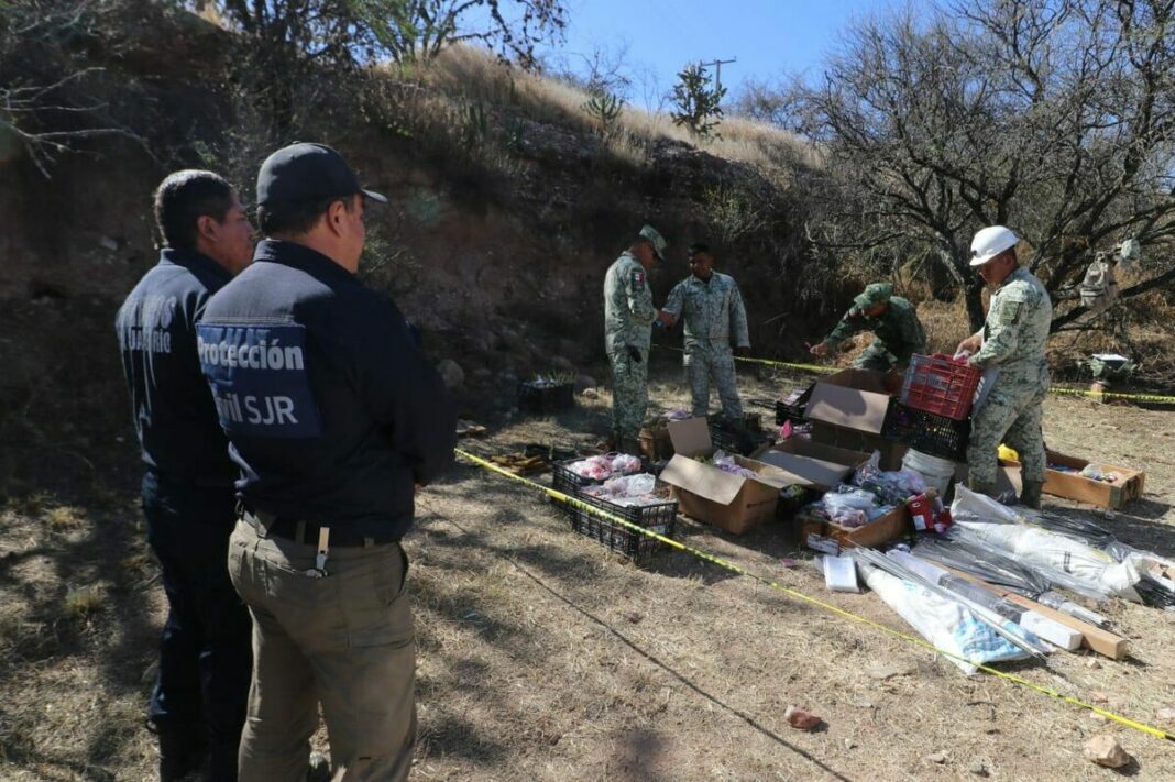 Aseguran y destruyen 400 kilogramos de productos pirotécnicos en San Juan del Río