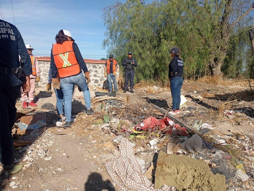 Infractores participan en labores de limpieza en La Estancia y La Rueda