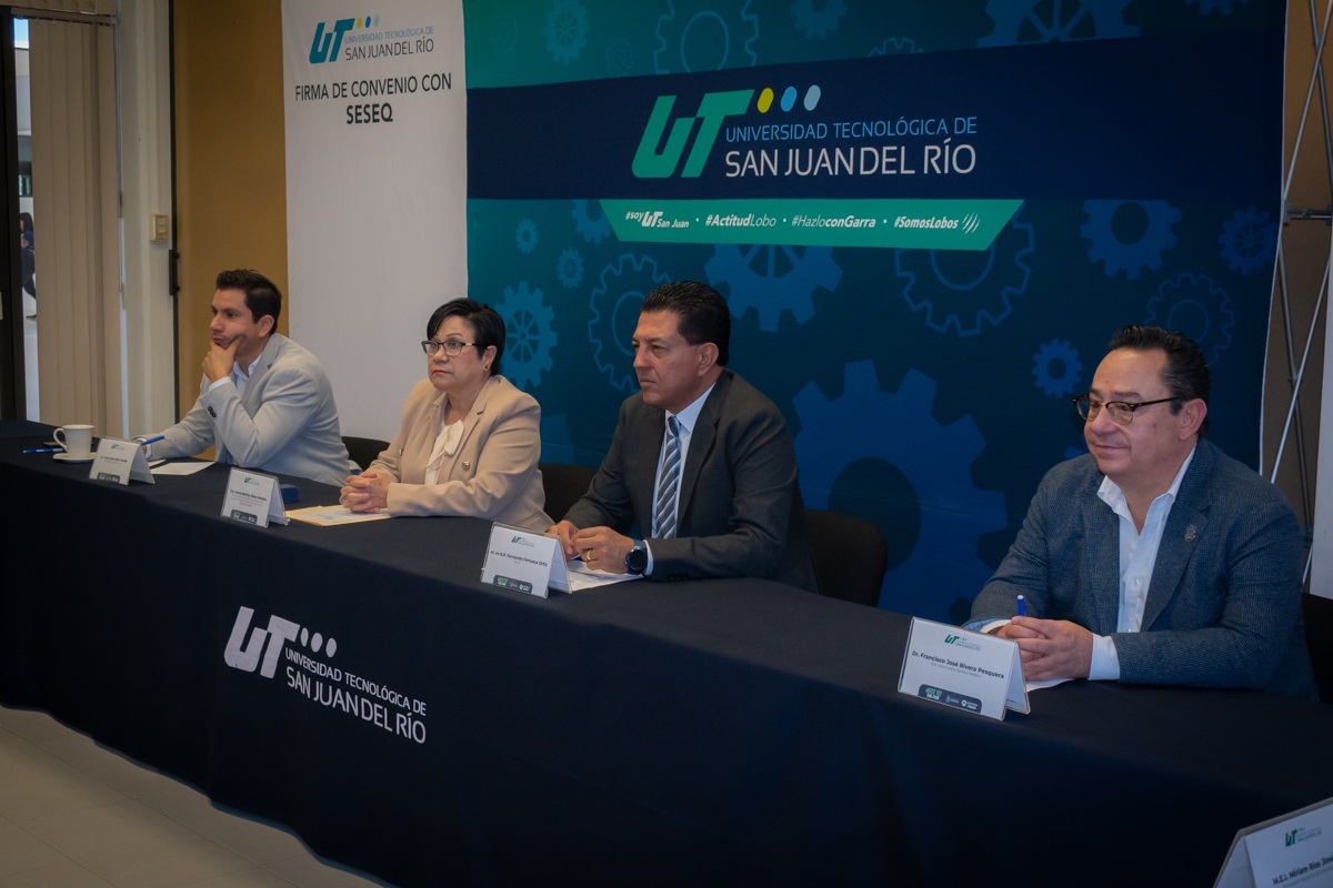 SESEQ firma convenio con la UTSJR para impulsar proyectos educativos